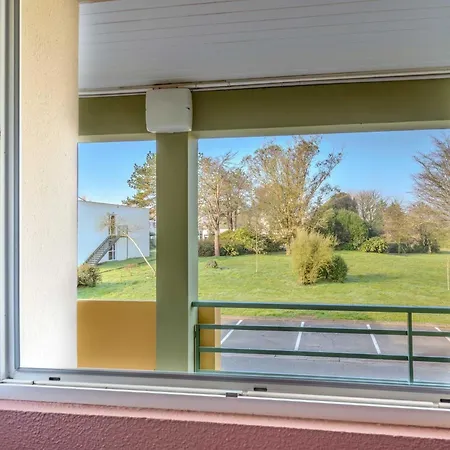 Hotel Brest Kergaradec Aeroport 2*